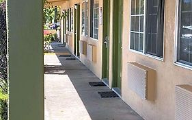 Holiday Motel